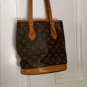 Authentic Louis Vuitton Monogram Petite Bucket 23
